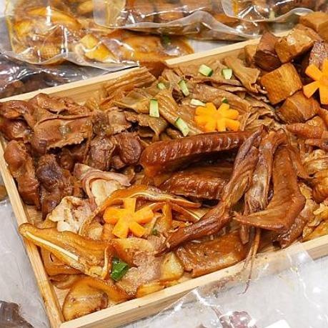 【戀鳳爪-下酒菜小吃No1】12道招牌豪華組合，免料理，解凍即食！網購無骨鳳爪第一品牌，古早蔗糖煙燻，人氣滷味No1！